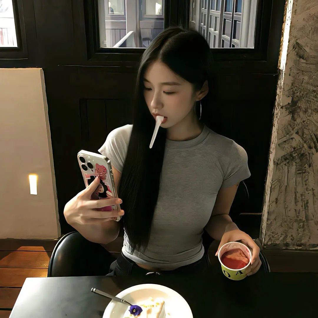 霹雳菩萨封面
